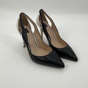 White House Black Market Two Tone Pointed Toe Heels Size 9M Modern Classic Pumps